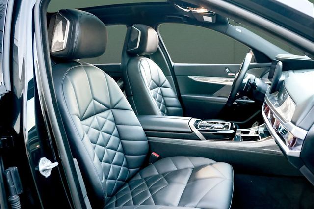 2023 BMW 7 Series 740i - 23009376 - 23