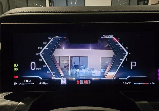 2023 BMW 7 Series 740i/MSport/ActiveDriveAssistPro/AdaptiveCruise/Bowers&Wilkins - 23075477 - 12