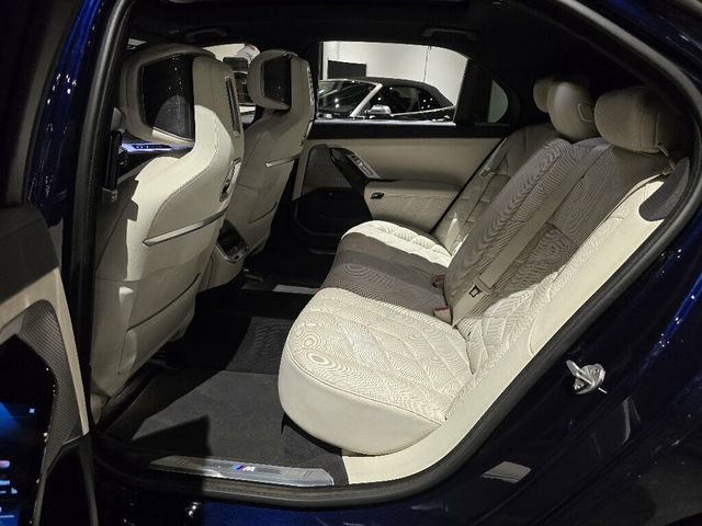 2023 BMW 7 Series 740i/MSport/ActiveDriveAssistPro/AdaptiveCruise/Bowers&Wilkins - 23075477 - 23