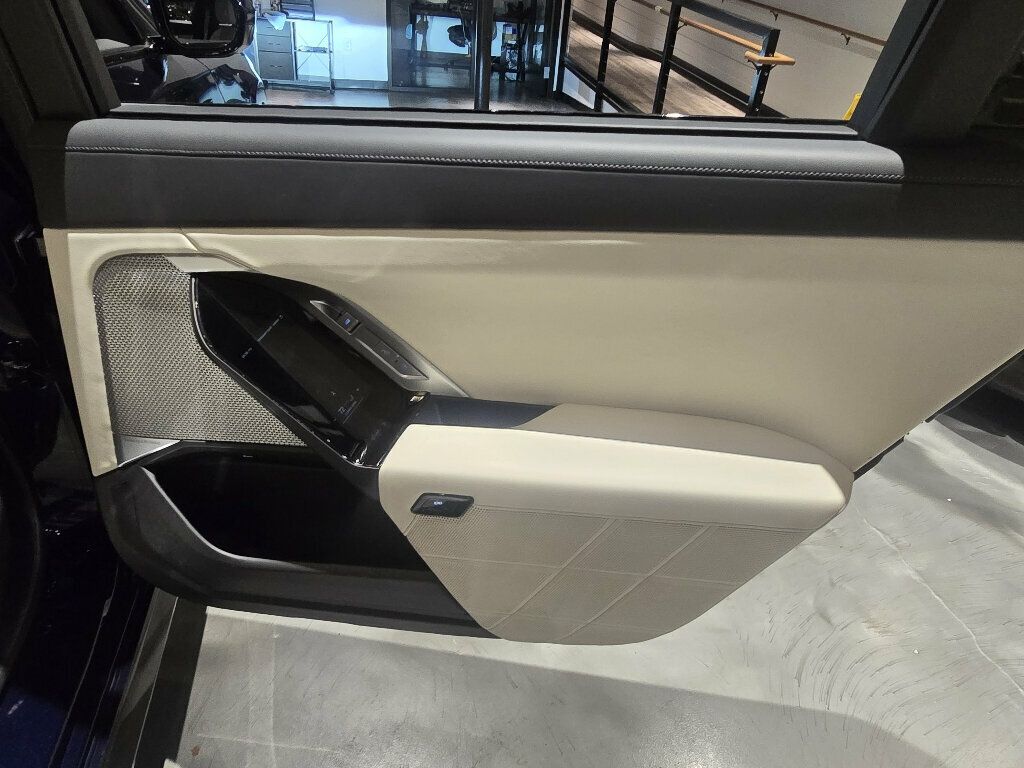 2023 BMW 7 Series 740i/MSport/ActiveDriveAssistPro/AdaptiveCruise/Bowers&Wilkins - 23075477 - 25