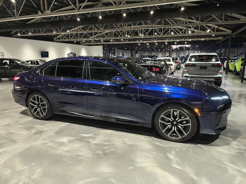 2023 BMW 7 Series 740i/MSport/ActiveDriveAssistPro/AdaptiveCruise/Bowers&Wilkins - 23075477 - 3