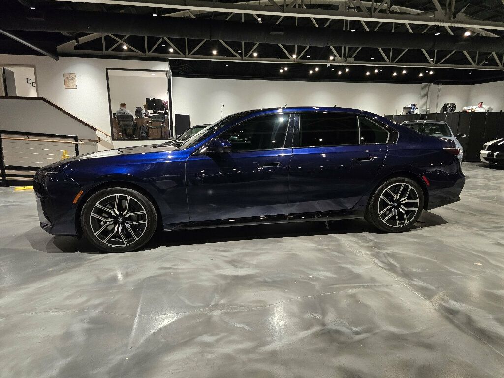 2023 BMW 7 Series 740i/MSport/ActiveDriveAssistPro/AdaptiveCruise/Bowers&Wilkins - 23075477 - 7