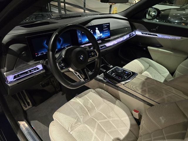 2023 BMW 7 Series 740i/MSport/ActiveDriveAssistPro/AdaptiveCruise/Bowers&Wilkins - 23075477 - 8