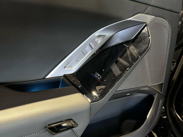 2023 BMW 7 Series 740i/MSportPkgPro/HtdSeats1st&2ndRow/SkyLounge/Bower&Wilkins - 23075478 - 14