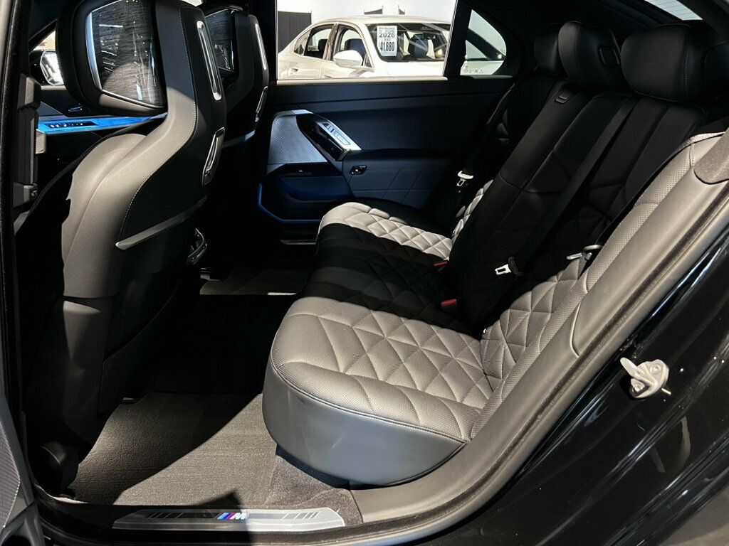 2023 BMW 7 Series 740i/MSportPkgPro/HtdSeats1st&2ndRow/SkyLounge/Bower&Wilkins - 23075478 - 15