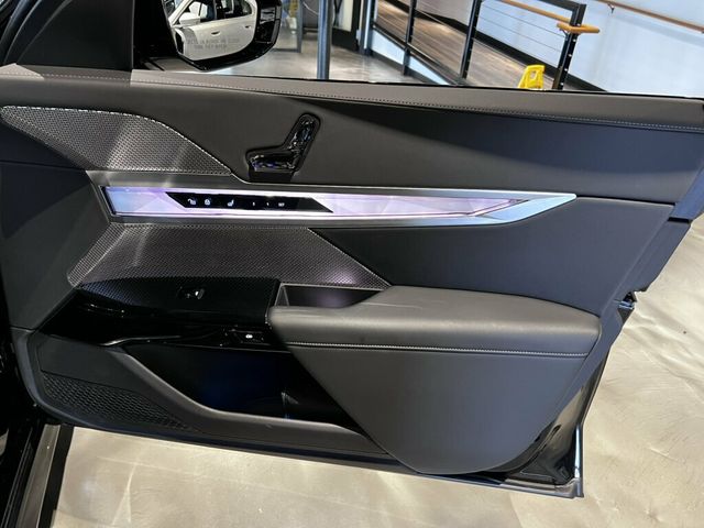 2023 BMW 7 Series 740i/MSportPkgPro/HtdSeats1st&2ndRow/SkyLounge/Bower&Wilkins - 23075478 - 25