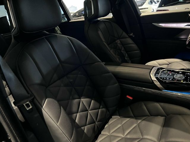 2023 BMW 7 Series 740i/MSportPkgPro/HtdSeats1st&2ndRow/SkyLounge/Bower&Wilkins - 23075478 - 27