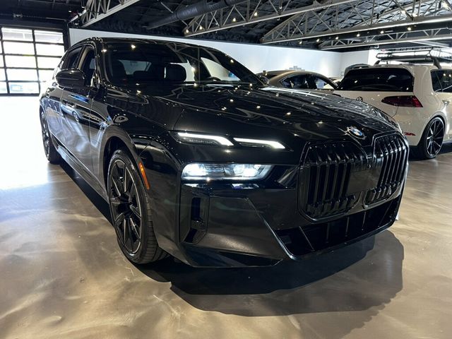 2023 BMW 7 Series 740i/MSportPkgPro/HtdSeats1st&2ndRow/SkyLounge/Bower&Wilkins - 23075478 - 49