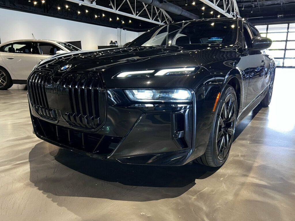 2023 BMW 7 Series 740i/MSportPkgPro/HtdSeats1st&2ndRow/SkyLounge/Bower&Wilkins - 23075478 - 50