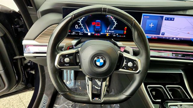 2023 BMW 7 Series 740i Sedan w/ 21’’ Wheels, M Sport Pro Pkg & Parking Assistance - 23035169 - 12