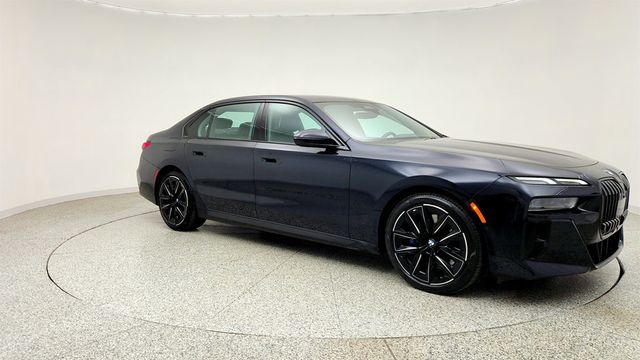 2023 BMW 7 Series 740i Sedan w/ 21’’ Wheels, M Sport Pro Pkg & Parking Assistance - 23035169 - 2
