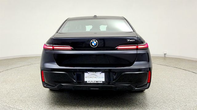 2023 BMW 7 Series 740i Sedan w/ 21’’ Wheels, M Sport Pro Pkg & Parking Assistance - 23035169 - 5