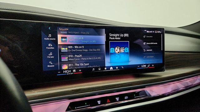 2023 BMW 7 Series 740i with Automatic Doors, 21'' Wheels & Parking Assistance Pkg - 22942769 - 16