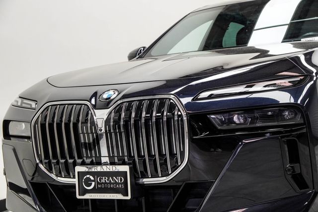2023 BMW 7 Series 760i xDrive - 23026361 - 1