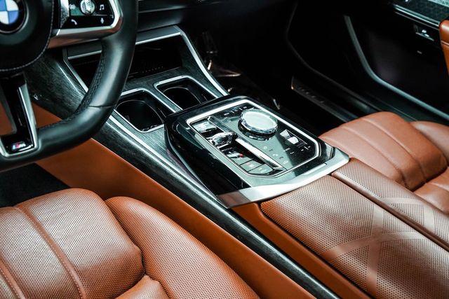 2023 BMW 7 Series 760i xDrive - 23026361 - 20