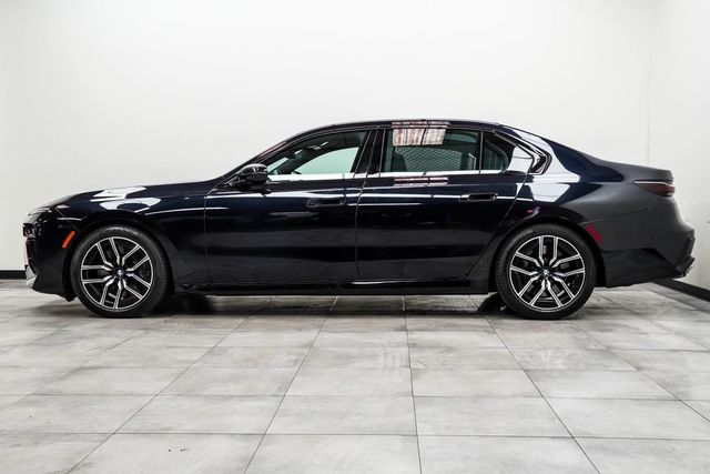2023 BMW 7 Series 760i xDrive - 23026361 - 7