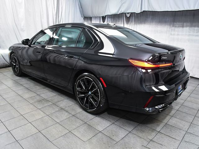 2023 BMW 7 Series 760i xDrive - 23011159 - 3