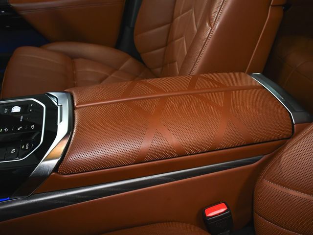 2023 BMW 7 Series 760i xDrive - 23011159 - 49