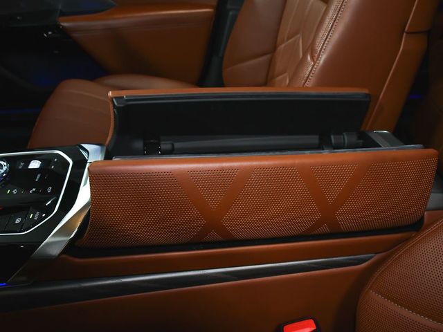 2023 BMW 7 Series 760i xDrive - 23011159 - 50