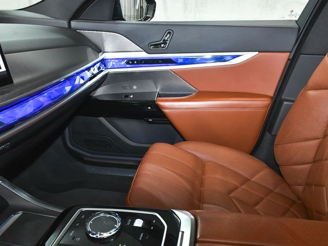 2023 BMW 7 Series 760i xDrive - 23011159 - 51
