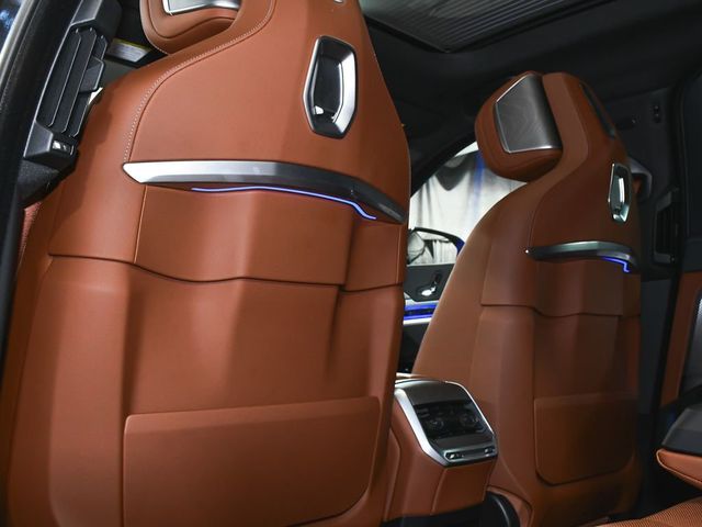 2023 BMW 7 Series 760i xDrive - 23011159 - 56