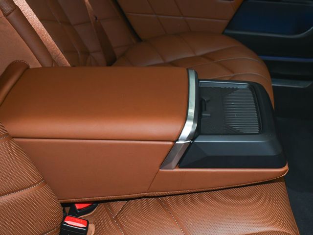 2023 BMW 7 Series 760i xDrive - 23011159 - 59