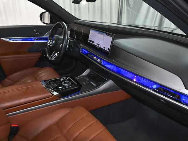 2023 BMW 7 Series 760i xDrive - 23011159 - 66