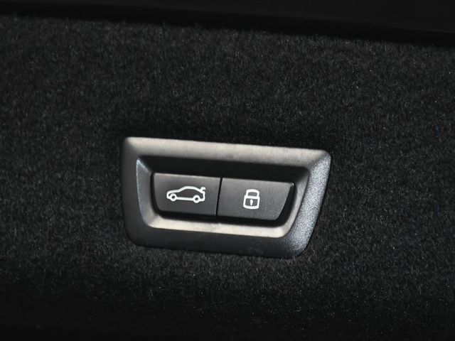 2023 BMW 7 Series 760i xDrive - 23011159 - 70