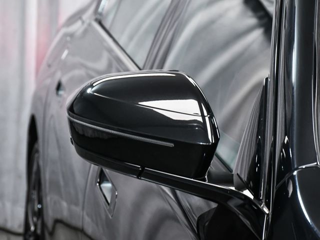 2023 BMW 7 Series 760i xDrive - 23011159 - 74