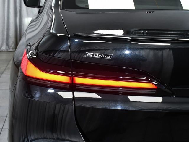 2023 BMW 7 Series 760i xDrive - 23011159 - 84