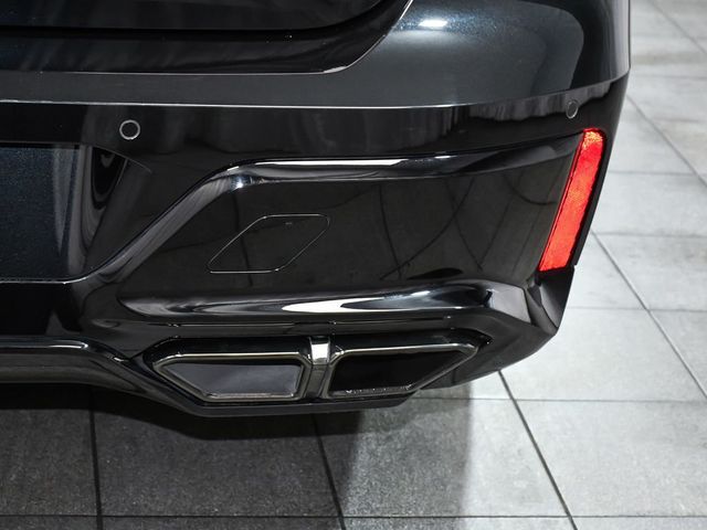 2023 BMW 7 Series 760i xDrive - 23011159 - 86