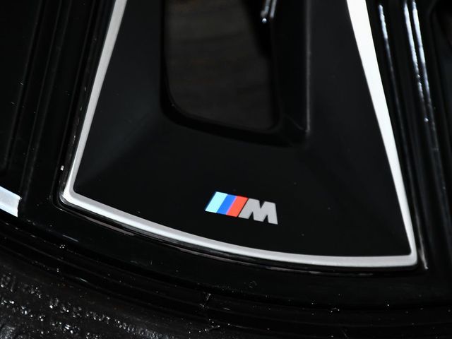 2023 BMW 7 Series 760i xDrive - 23011159 - 91