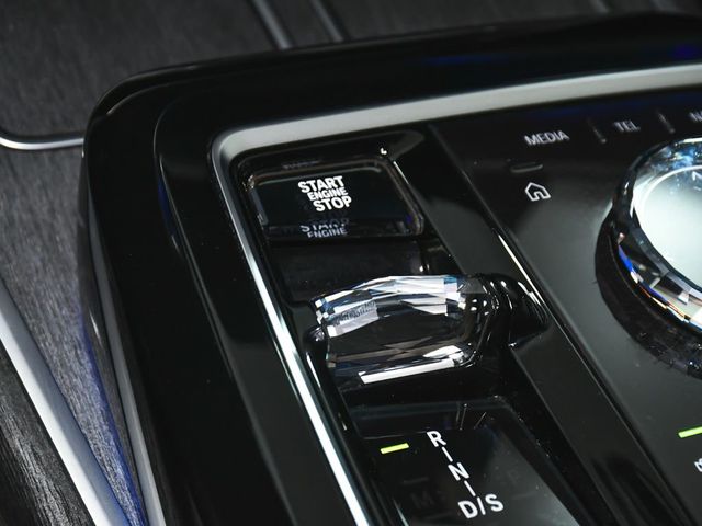 2023 BMW 7 Series 760i xDrive - 23011172 - 41