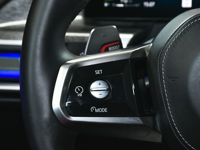 2023 BMW 7 Series 760i xDrive - 23011172 - 43