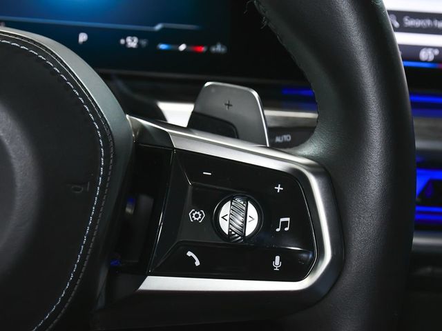 2023 BMW 7 Series 760i xDrive - 23011172 - 46