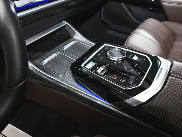 2023 BMW 7 Series 760i xDrive - 23011172 - 50