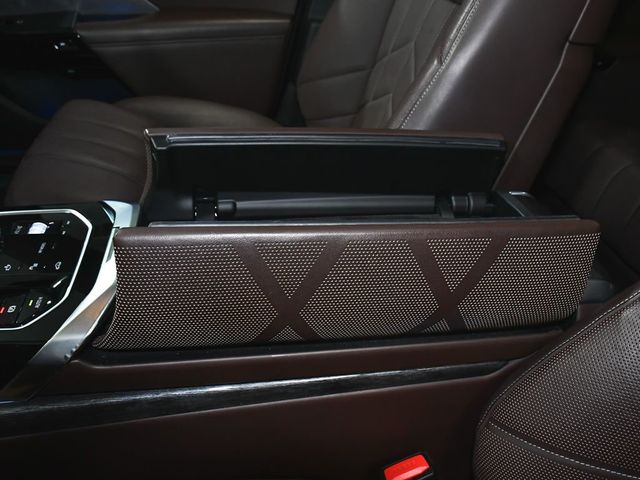 2023 BMW 7 Series 760i xDrive - 23011172 - 53
