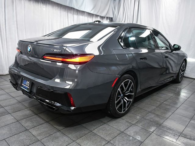 2023 BMW 7 Series 760i xDrive - 23011172 - 5
