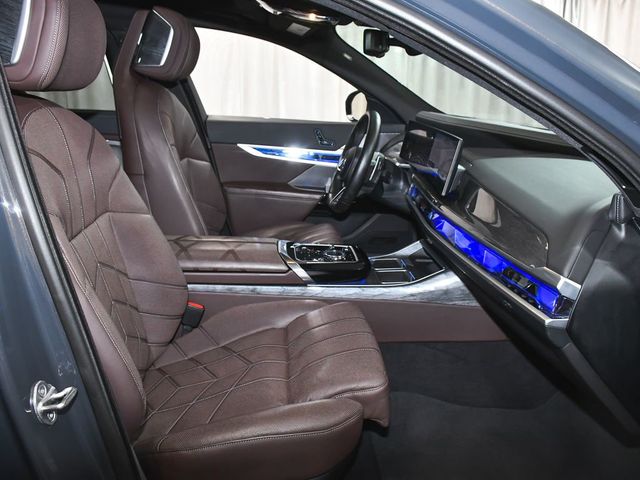 2023 BMW 7 Series 760i xDrive - 23011172 - 65