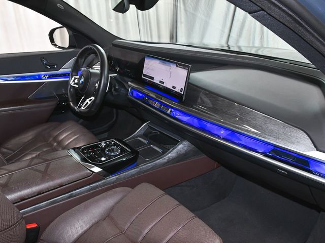 2023 BMW 7 Series 760i xDrive - 23011172 - 66