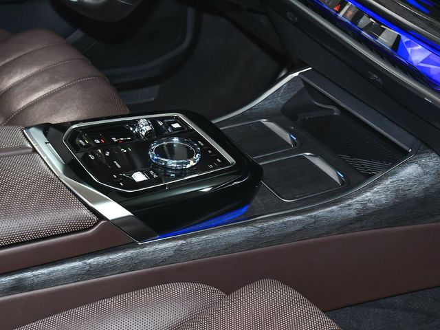 2023 BMW 7 Series 760i xDrive - 23011172 - 67