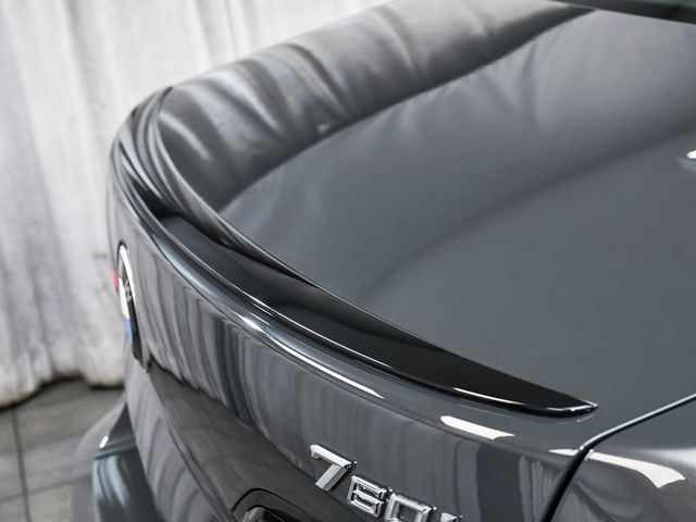 2023 BMW 7 Series 760i xDrive - 23011172 - 89