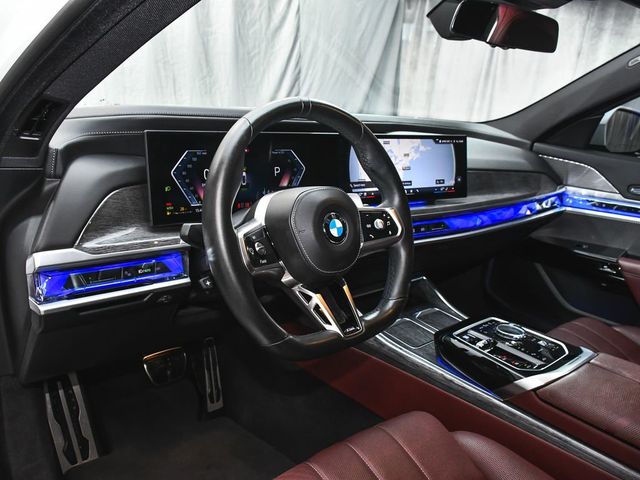 2023 BMW 7 Series 760i xDrive - 23048015 - 30