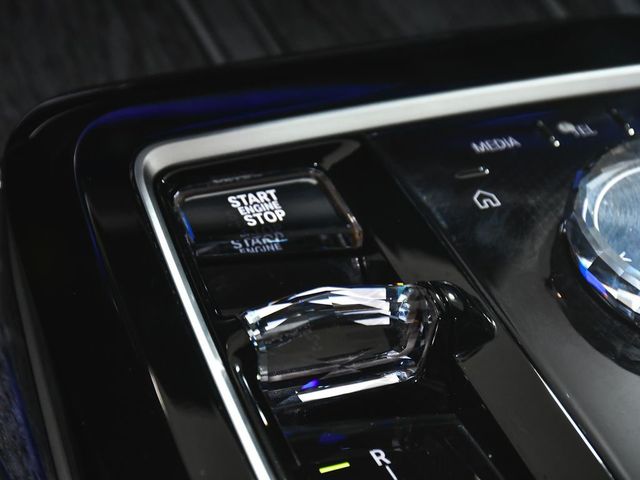 2023 BMW 7 Series 760i xDrive - 23048015 - 47