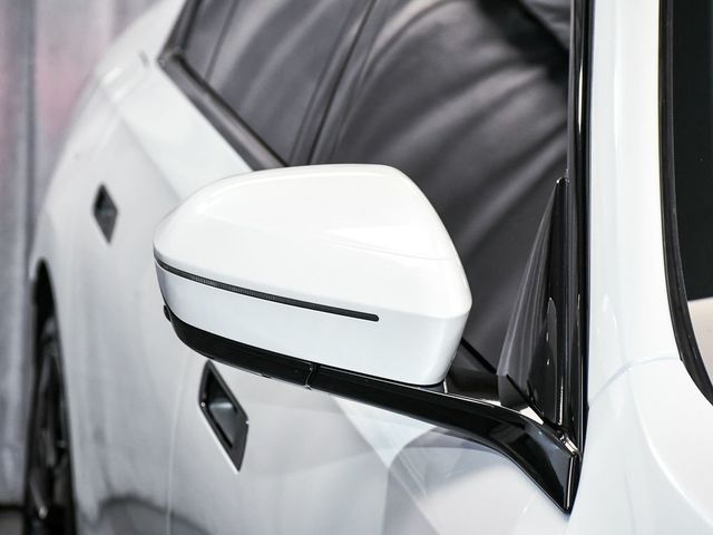 2023 BMW 7 Series 760i xDrive - 23048015 - 84