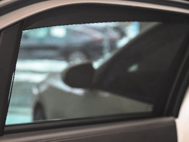 2023 BMW 7 Series 760i xDrive - 22975464 - 13