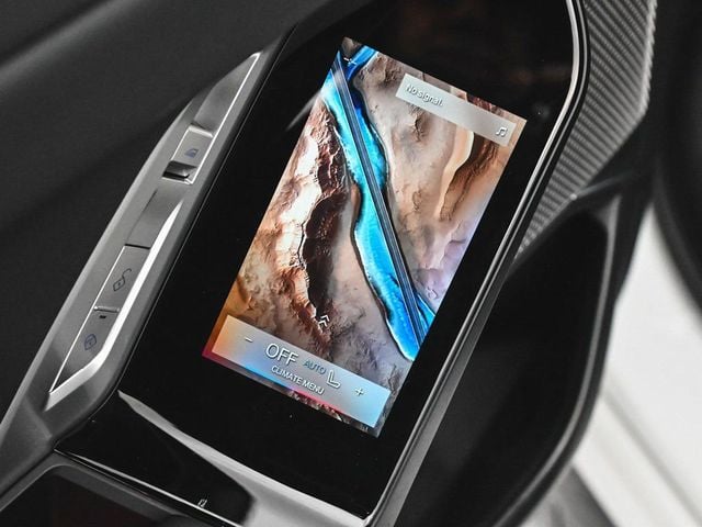 2023 BMW 7 Series 760i xDrive - 22975464 - 18