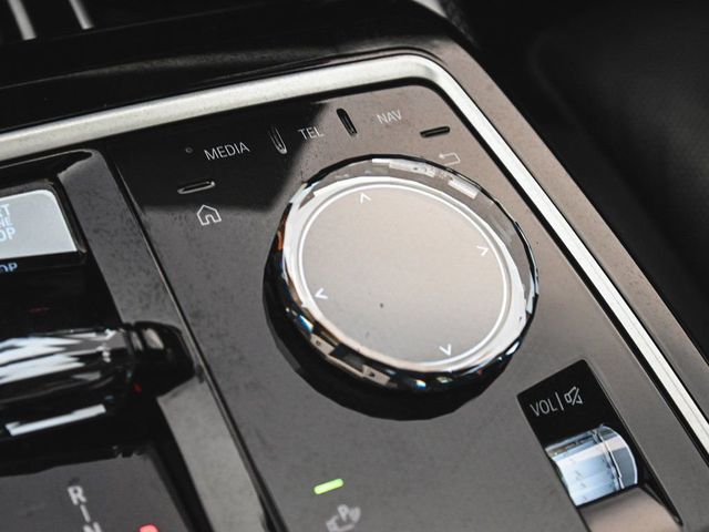 2023 BMW 7 Series 760i xDrive - 22975464 - 35