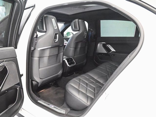 2023 BMW 7 Series 760i xDrive - 22975464 - 38