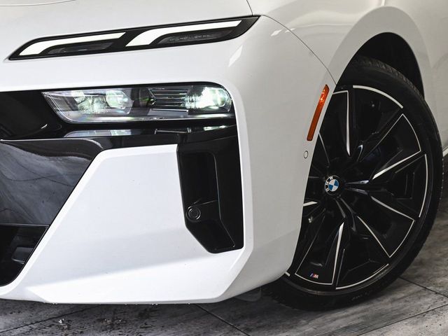 2023 BMW 7 Series 760i xDrive - 22975464 - 45